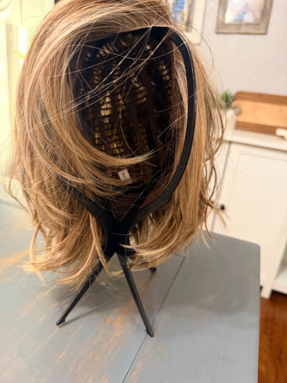 Belle Tress Wig - Alicante - Picture 4 of 6